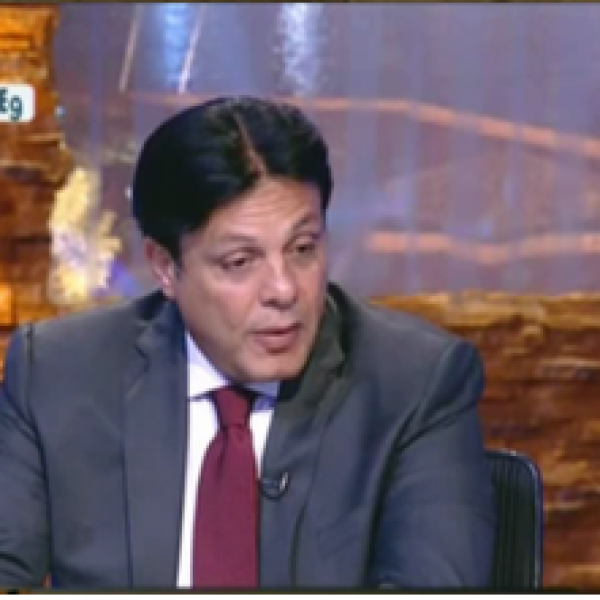 A Hot Debate between Mohamed Hamoda and Abdel Halim Qandil related to honoring Mubarak at Hadret Almowaten TV Show